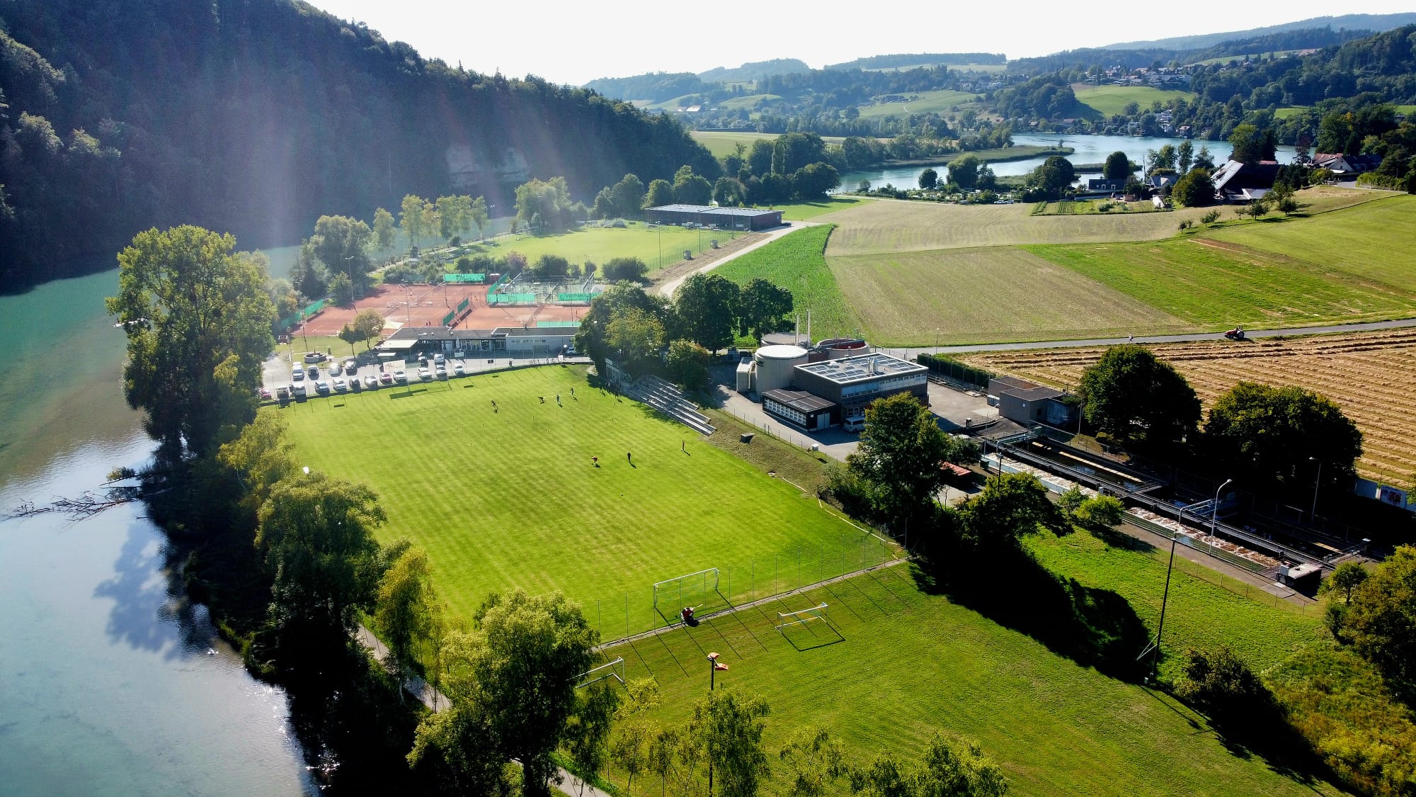 Spielfeld: Sportplatz Ey